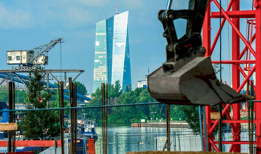 FOTO: PICTURE-ALLIANCE / DPA FrankfurtRheinMain wächst und soll auch in einigen Jahren noch eine dynamische, internationale und erfolgreiche Metropolregion in Europa bleiben.