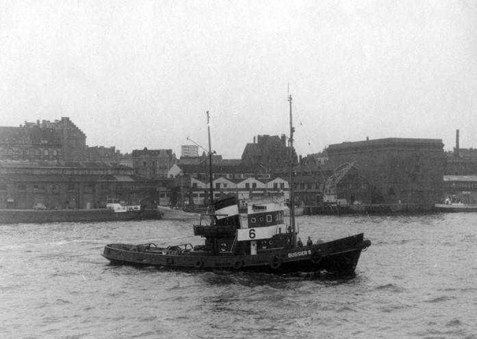 1936: Sonderburg, Kriegsmarine, Marineausrüstungsstelle Kiel, later Gotenhafen, converted to motortug. 1945 (05) Seized by U.S. Navy. 1946 (16/05) employed by O.M.G.U.S. 1947 (18/11): Sonderburg, managed by W.