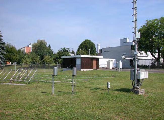 12 Technischer Bericht NABEL 213 5 DÜBENDORF-EMPA (688675 / 259) 432 m Die Station liegt auf dem Areal der Empa zwischen Dübendorf und Wallisellen im Glattal.