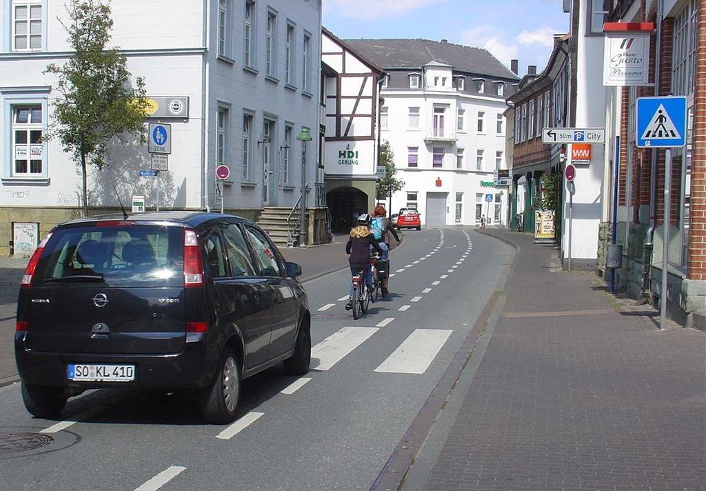 Radfahrstreifen oder Schutzstreifen bei Tempo 50 Soest: