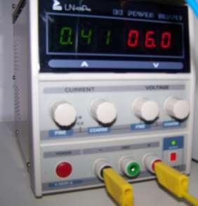 13 Fadenstrahlrohr 3) Netzgerät für Heizspannung Die Heizspannung für die Elektronenkanone sollte idealerweise einem Akkumulator entnommen werden.