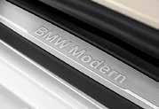 Modern Line Einstiegsleisten vorn mit Einleger in Aluminium und Schriftzug BMW Modern Funkfernbedienung mit Spange in Chrom
