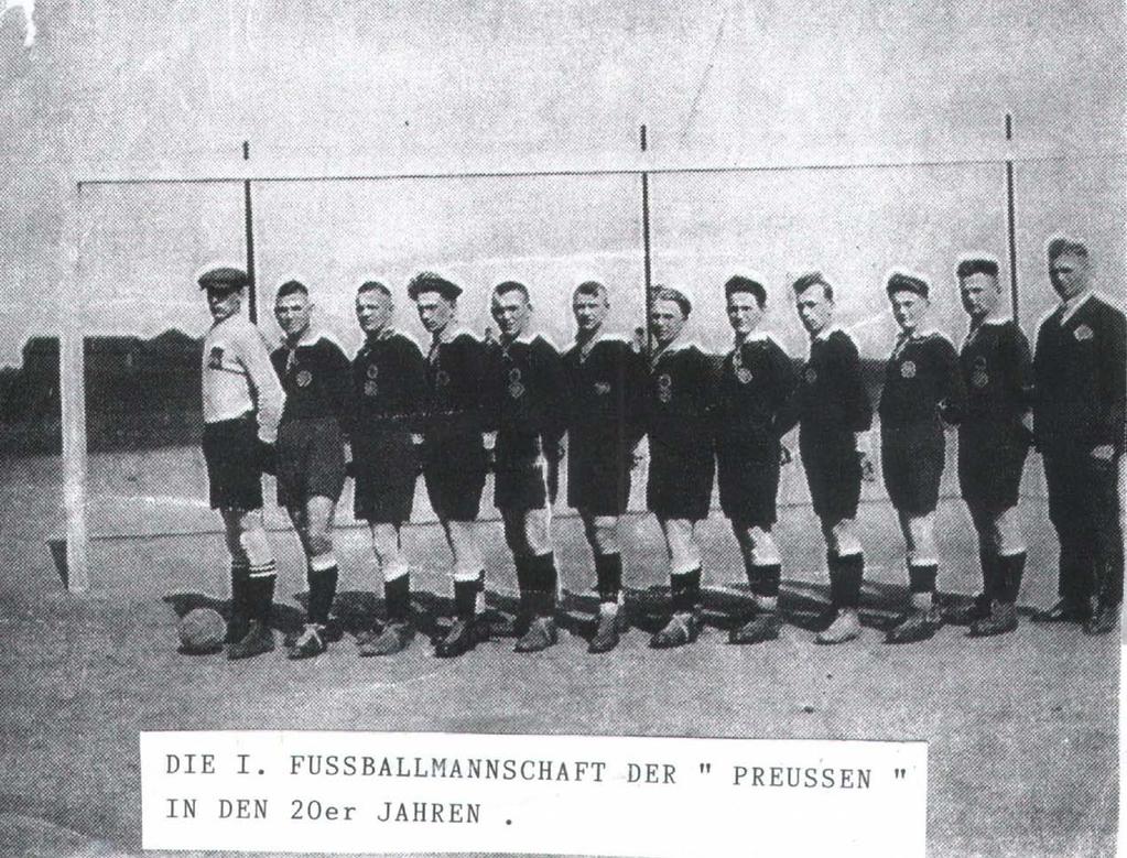 1929 riss die Erfolgssträhne. Im Spiel um den Aufstieg in die Gauklasse, der damals höchsten DJK Klasse, unterlagen die Fußballer der DJK Arminia Bochum.