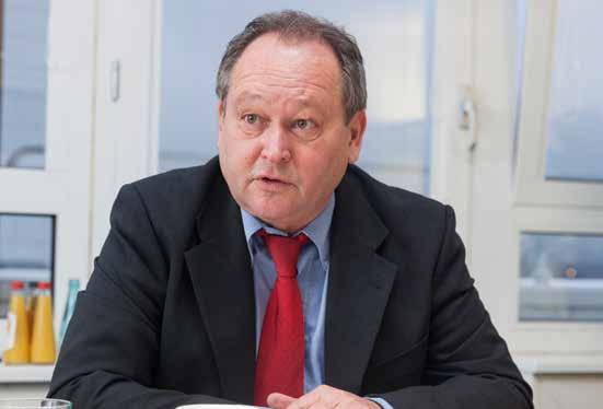 Menschen Harald Fiedler geht von Bord Nach 21 Jahren als Vorsitzender der DGB-Region Rhein-Main beginnt der Ruhestand Harald Fiedler tritt nach 21 Jahren an der Spitze des Deutschen