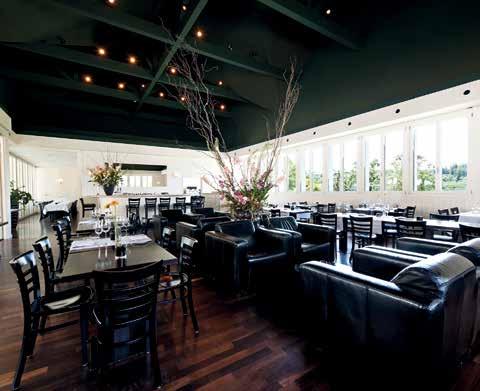 Das koloniale Ambiente, die Outdoor-Lounge und die grosse Gartenterrasse machen das ausgezeichnete Restaurant auf Golf Kyburg zum perfekte Ort für