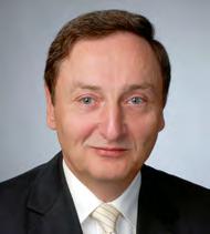 Maerz für sein besonderes, langjähriges ehrenamtliches Engagement als Mitglied des Beirates der Wirtschaftsprüferkammer von Juni 1993 bis Juni 1999,