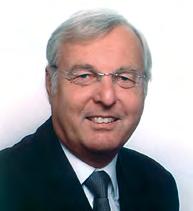 Herr Ufer war von Juni 1990 bis Juni 1993 sowie von Juni 1996 bis Juni 1999 im Beirat der Wirtschaftsprüferkammer und von Juni 1993 bis Juni 1996 im