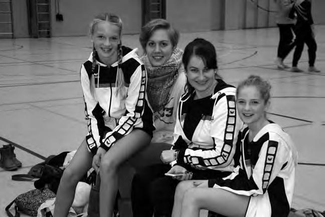 Seit einem Jahr platzieren sich die Mädchen des TSV Neusäß, auch die jüngeren Jahrgänge (Dank auch Dir, Julia) bei jedem Wettkampf, ob Einzel-, Mannschaftoder Landkreiswettkämpfen, unter den besten