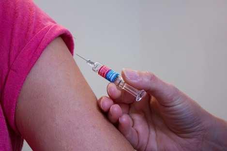 Impfungen Gelbfieberimpfung schwierig: schubauslösender Effekt Sonst kein Hinweis auf besondere Impfproblematik bei untherapierter MS Timing: keine Impfung innerhalb von 4-6 Wochen nach Schub