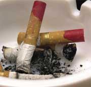 Angleichung in einzelnen Verhaltensbereichen Entwicklung des Tabakkonsums bei 25- bis 69-Jährigen nach Geschlecht (nur