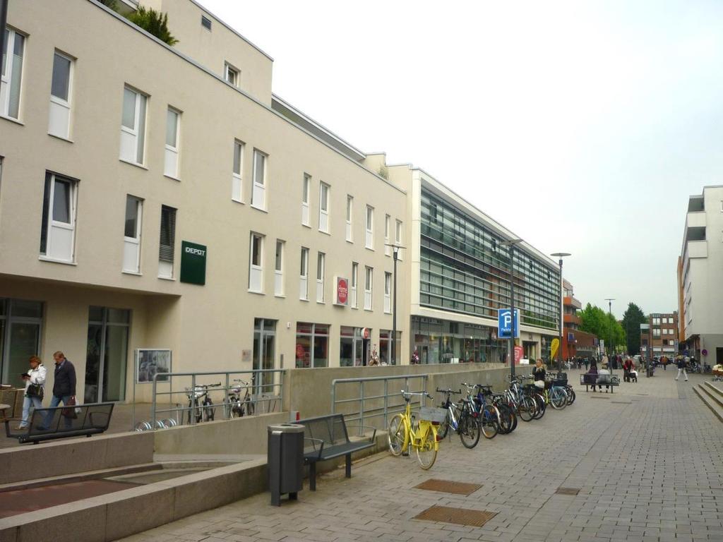 4.9.6 Ahrensburg Ahrensburg als Mittelzentrum im Verdichtungsraum Hamburg ist eine im Kreis Stormarn gelegene Stadt, die in einer Entfernung von rd. 30 Fahrminuten zum CITTI-Park liegt.