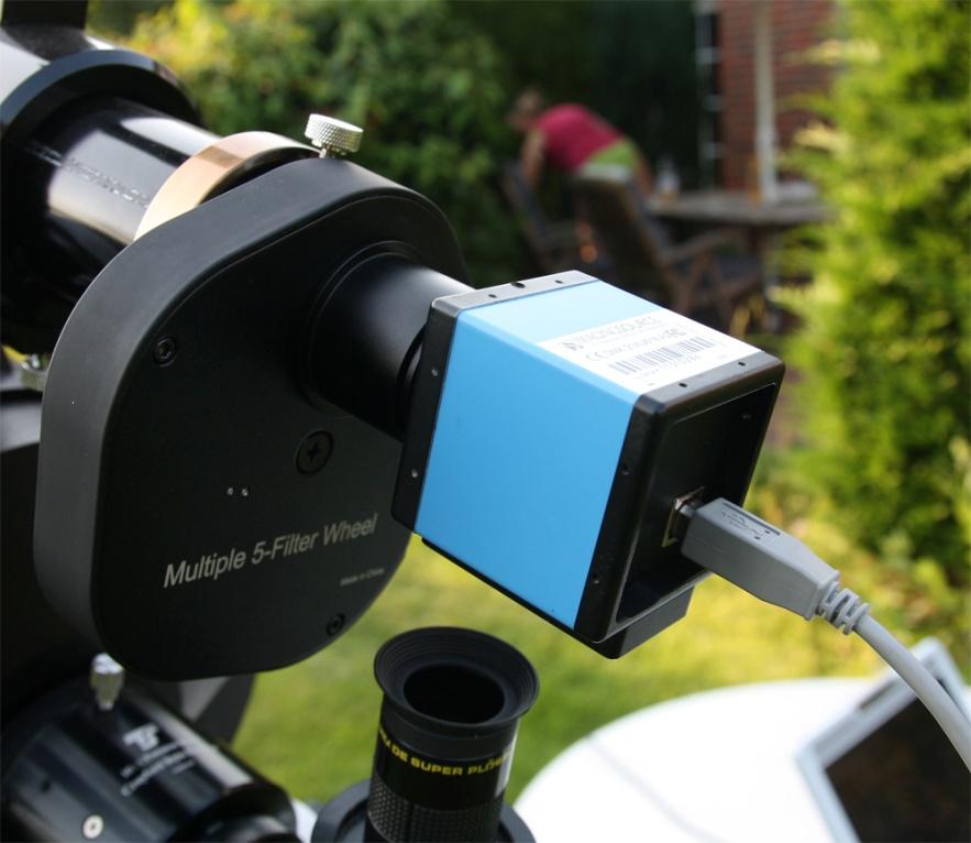 Astrofotografie mittels CCD-Kamera und unterschiedlicher Brennweite