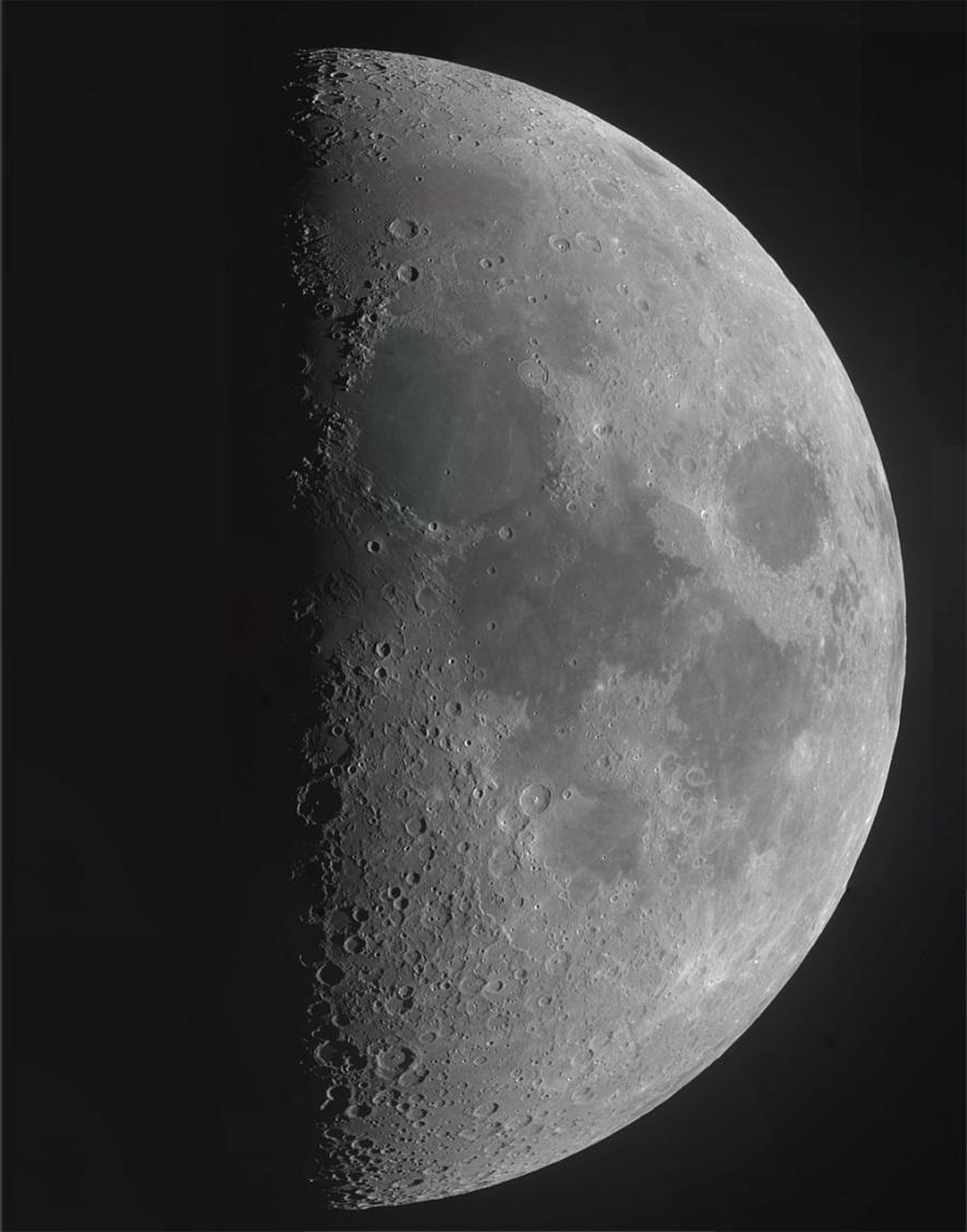 Zunehmender Halbmond am späten Nachmittag Near-Sky-Objekt der Mond Fokalfotografie: Fotografie mit CCD-Kamera Aufnahme mit LX90 mit Refraktor ED70 und Flattner, azimutale Montierung, Brennweite: 945