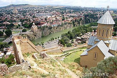 Von der Hauptfestung von Tiflis, Narikala, genießen Sie das Panorama