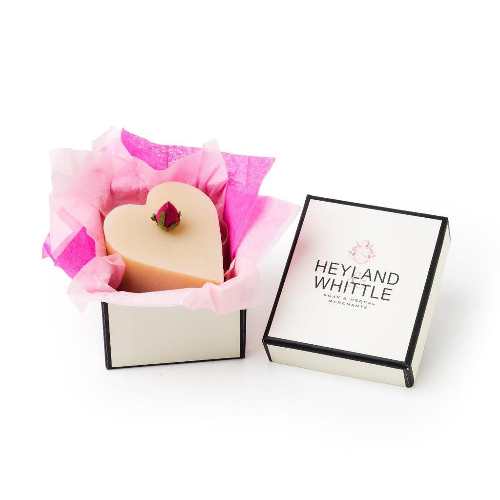 061 Queen of the Nile Heart soap in a Gift Box (40gr) Artikelcode: 061 - Queen of
