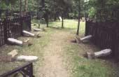 Grenzenlos Friedhof geschändet Anfang Juni wurde nahe Moskau ein deutscher Kriegsgefangenenfriedhof geschändet. Die Stadt Krasnogorsk hat mittlerweile ein Strafverfahren eingeleitet.