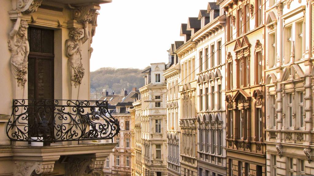 Dynamische Preisentwicklung der Miet- und Kaufpreise Dresden ist ein gutes Beispiel für eine dynamische Entwicklung der Immobilienpreise und des Wohnungsmarktes.