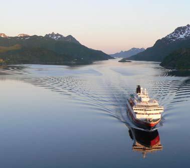 kurz notiert Oceania Cruises investiert 50 Mio. USD in die Renovierung der drei R-Klasse-Einheiten. Als erste wird sich die Insignia am 8. 6.