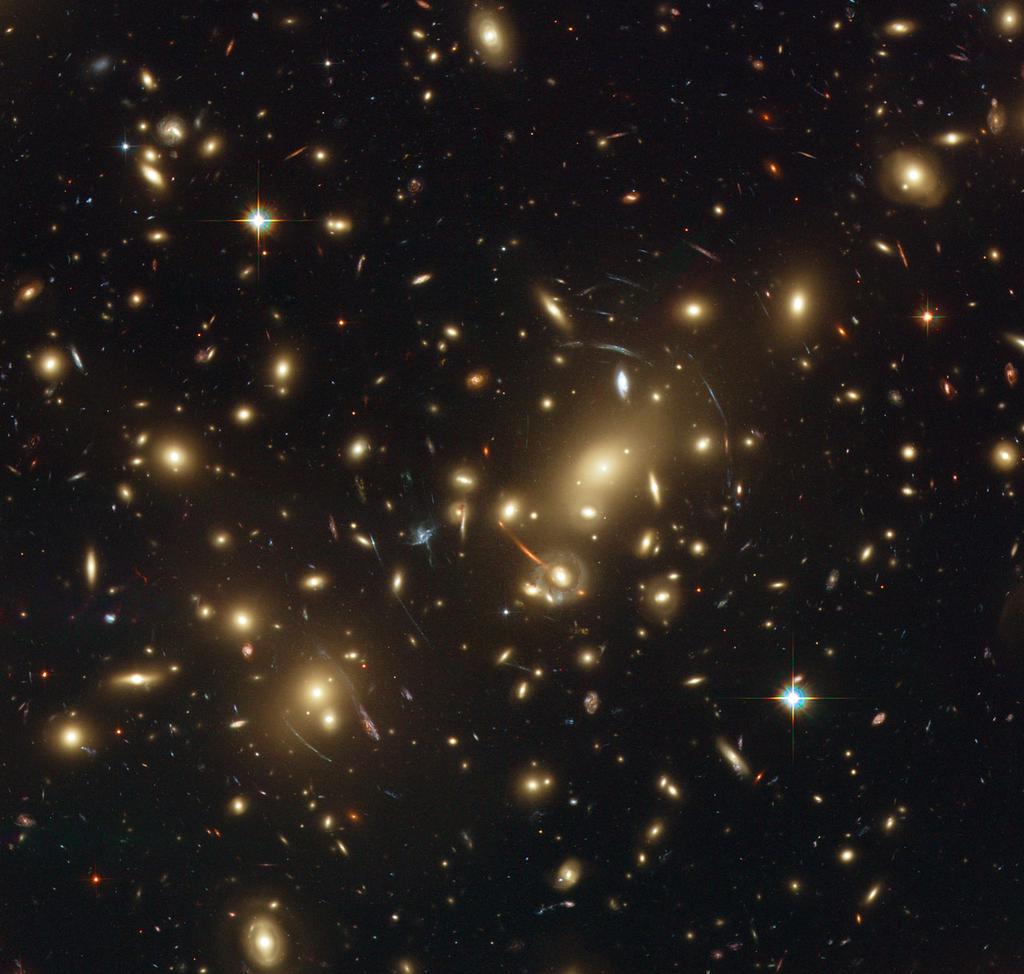 Galaxienhaufen: System aus vielen Galaxien (gravitativ gebunden)