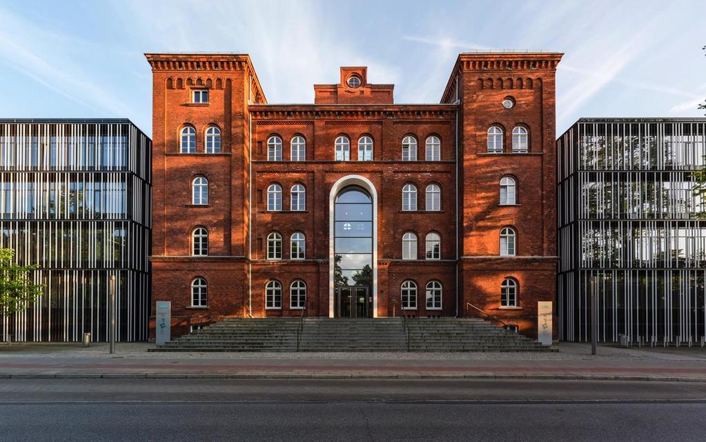 Stromversorgung im Wandel Entwicklung und Herausforderungen Institut für Umwelttechnik und Energiewirtschaft (IUE) Technische Universität Hamburg (TUHH)