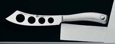 Wählen Sie aus den WÜSTHOF-Messerserien aus: Tourniermesser Die kurze, handliche Klinge ermöglicht ein sauberes Arbeiten aus dem Handgelenk. Ideal zum Putzen von Obst und Gemüse.