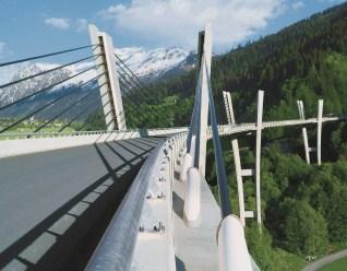 Überblick über den Konzernbereich Bau Infra Der Konzernbereich Infra führt gesamtschweizerisch die Aktivitäten des Spezialtiefbaus, Ingenieurtiefbaus, Strassenbaus, Hochbaus, und Umbaus aus.