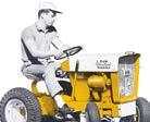 mit Antriebswelle 1966 Der weltweit erste Gartentraktor mit hydrostatischem Antrieb 1972 Die Einführung der Cadet - Rasentraktoren 1985