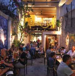 com) und das gemütliche Tapas-Restaurant El Sabor von Sonia Esteva und Stefan Weingart. Als beste Tapas-Bar im Hauptort Sollér behauptet hat sich das Ca n Pintxo (www. canpintxo.