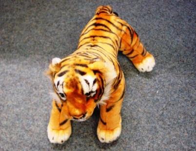 68 Spielzeug Tiger Hersteller/Bevollmächtigter/Importeur: PIA