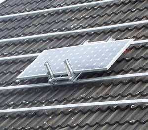 Solarmodulverteiler SMV 150 Rollbühnen Tragfähigkeit 150 kg Eigengewicht 12 kg Sicherheitslaufrollen für
