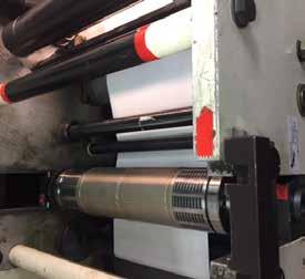Druckmaschine Printing machine Etikettendruckmaschine hierbei die Anwendung Stanzstation: Bisher sind zöllige Sinterbuchsen verbaut worden.