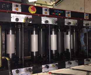 Druckmaschine Printing machine Die Lagerung des Druckzylinders muss optimiert werden.