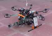 Robotik Robotics Das anthropomorphe Dual-Arm-System ist Bestandteil des von der EU-Kommission geförderten AEROARMS-Projekts: Hier soll zum ersten Mal ein fortschrittliches Robotersystem mit mehreren