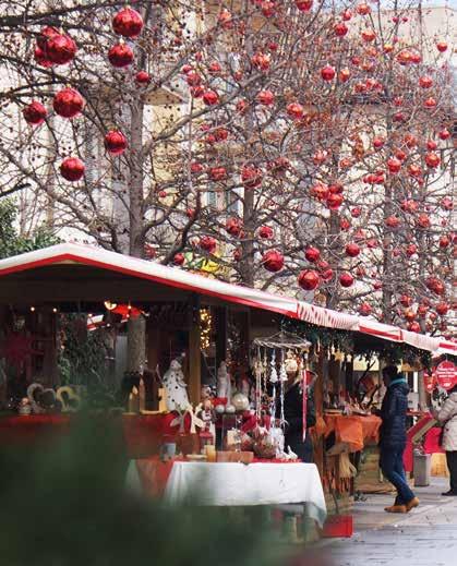 Der Sterntaler Weihnachtsmarkt in Lana eine Atmosphäre wie einst An allen vier Wochenenden im Advent sorgen die festlich geschmückten, glitzernden Weihnachtsstände und das Rahmenprogramm des