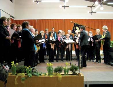 14 AUS DEN CHÖREN 50 Jahre Frauenchor Froher Liederkranz Bad Pyrmont Die Reihe der Gratulanten beim Festkommers zum 50.