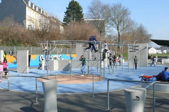 A 5. Spielplatz Eintrachtstraße, Umgestaltung des inmitten eines dicht besiedelten Wohngebietes in unmittelbarer Nachbarschaft zur Nordbahntrasse gelegenen Spielplatzes Kosten: ca. 330.