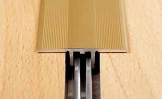 900 mm oder 2700 mm Aluminium Profile Abschlussprofile: Für saubere Abschlüsse an Wänden und anderen Abgrenzungen.