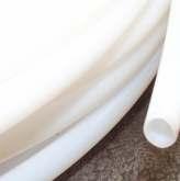 Unser Programm / Our range Flexible Edelstahlwellschläuche Als Joint Venture zwischen Polyhose und dem japanischen Hersteller Tofle werden in unserem Werk flexible Edelstahlwellschläuche von hoher