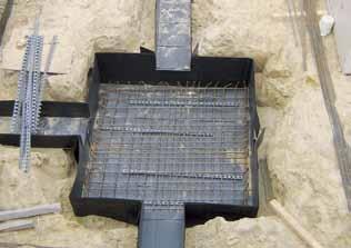 Typ FSS-B ELMCO Form Typ FSS-B Blockfundament mit Boden Für Stützenfundamente, nicht als Innenköcher geeignet Umlaufende Platte 10 mm, überlappend