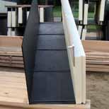 Typ FSS-I-DR Schalbrett zementgebundene Holzfaserplatte H G Einseitig gedämmte XPS-Schalung für Streifenfundamente inklusive Randschalung für die Bodenplatte Für den Einsatz von unbewehrtem Beton