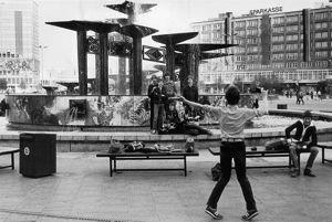 Szene 8: Alexanderplatz #2 Setting: Alexanderplatz; Optionen: