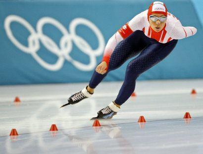 Emese Hunyady Eisschnelllauf - Olympiasiegerin 1994 über 1.500m 6 fache Olympiateilnehmerin Sportliche Erfolge 1992 Bronze 1.