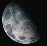 frühesten Zeiten des Sonnensystems durch Einschlagskrater von Mikrometergröße bis zu mehreren Kilometer tiefen und über tausend Kilometer großen Einschlagsbecken besser dokumentiert, als auf dem Mond.