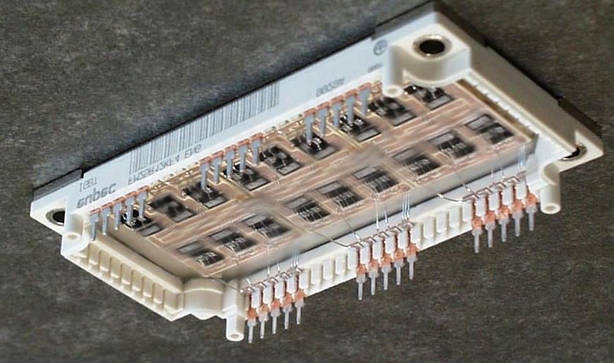 Die wichtigsten Entwicklungen der letzten Zeit Das Modul 8 Das Matrixmodul EconoMAC eupec 5 A GBT Chips 7.