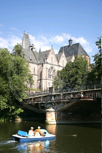 Philipps-Universität und UB Marburg beide 1527 gegründet, erste protestantische Universität Deutschlands Universität mit einer langen und ununterbrochenen Tradition: Bedeutende Gelehrte: Carl von