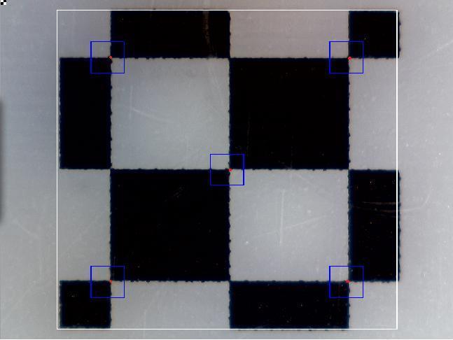 Mit PgDn verkleinern Sie das weiß e Rechteck. 4. In dem weißen Rechteck sehen Sie 5 blaue Rechtecke, die alle einen roten Punkt haben.