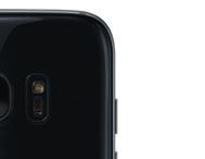 Samsung Galaxy S7 edge Lassen Sie sich jeden Tag neu begeistern vom Zusammenspiel edler Materialien und ausgefeilter Technik.