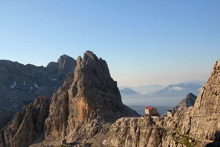 Climbing/Vie Climbing/Vie Ferrate nelle Dolomiti di Brenta (Ferrata Castiglioni, Castiglioni,