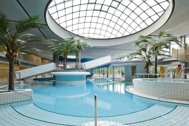 Schwimmen in München: mit Sauna- und