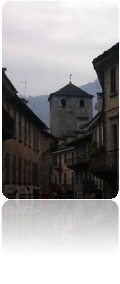 Torre del Vescovo Der Bischöfliche Turm liegt in der Nähe vom Marktplatz